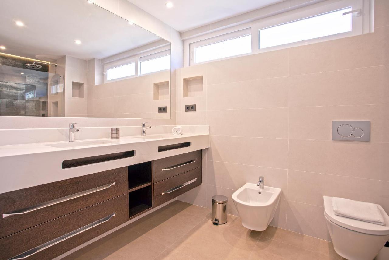 Apartament Malagueta Luz By Renthas Malaga Zewnętrze zdjęcie