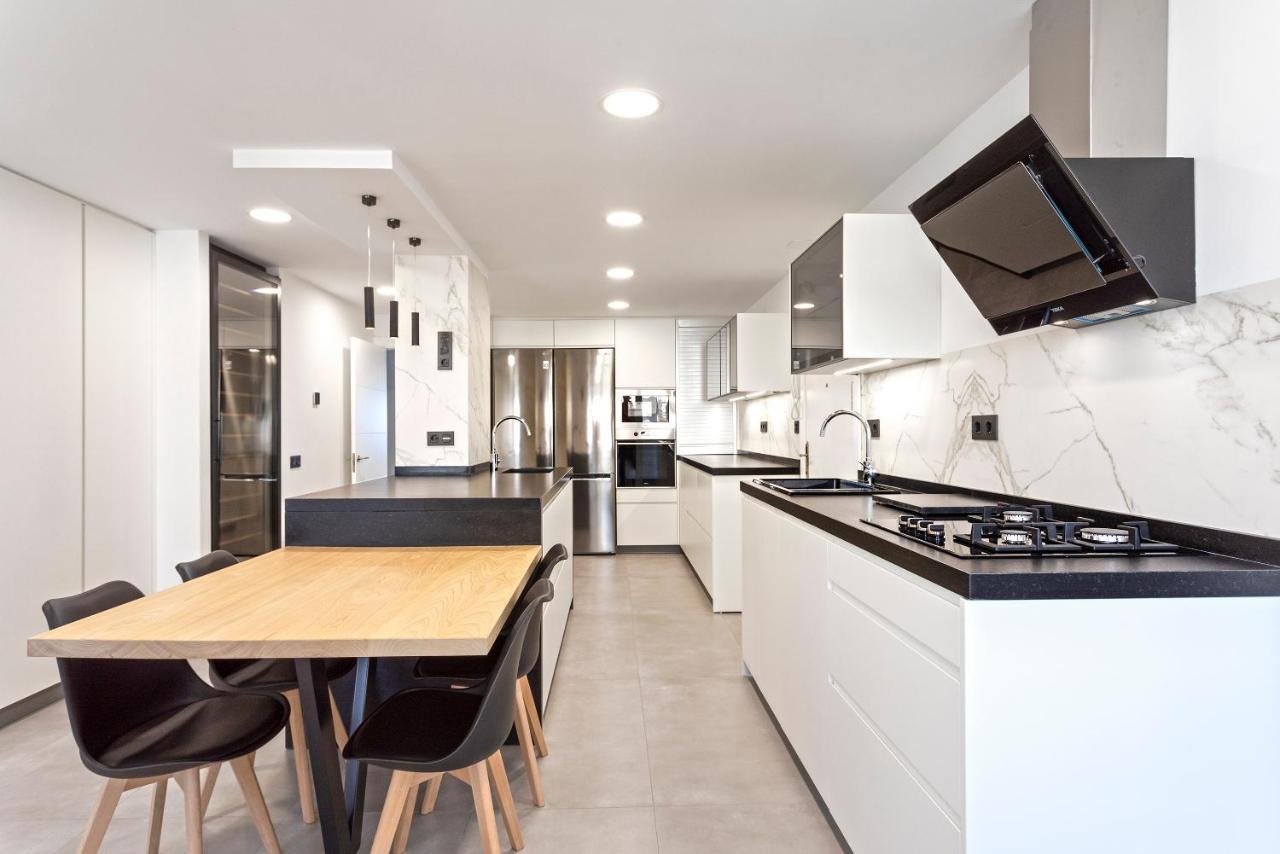 Apartament Malagueta Luz By Renthas Malaga Zewnętrze zdjęcie
